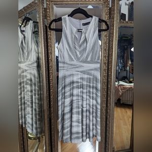 Chetta B Grey Cocktail Dress - Size 2